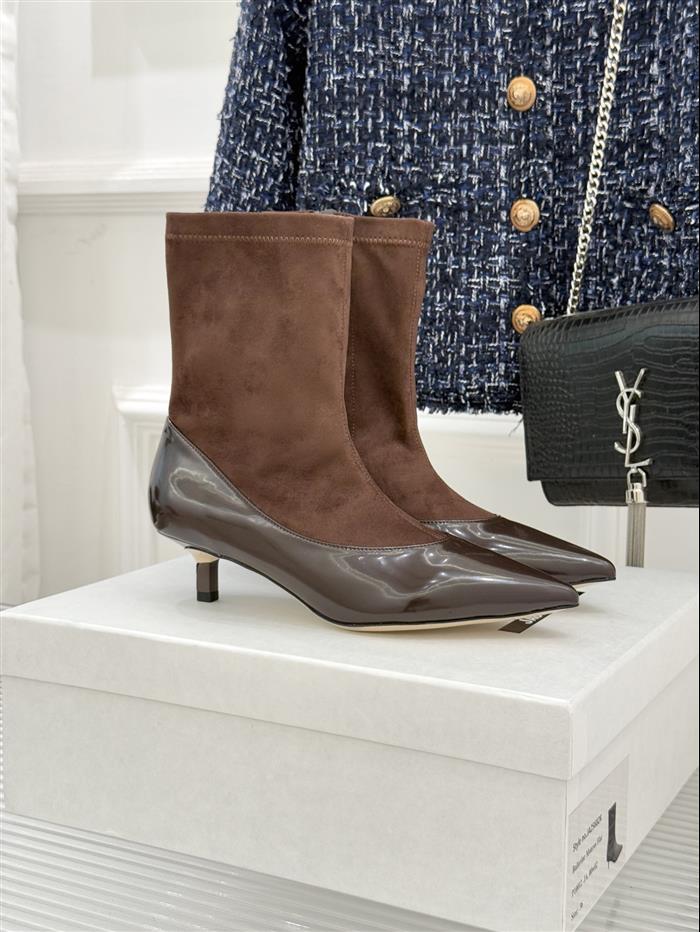 20251128174620658 370